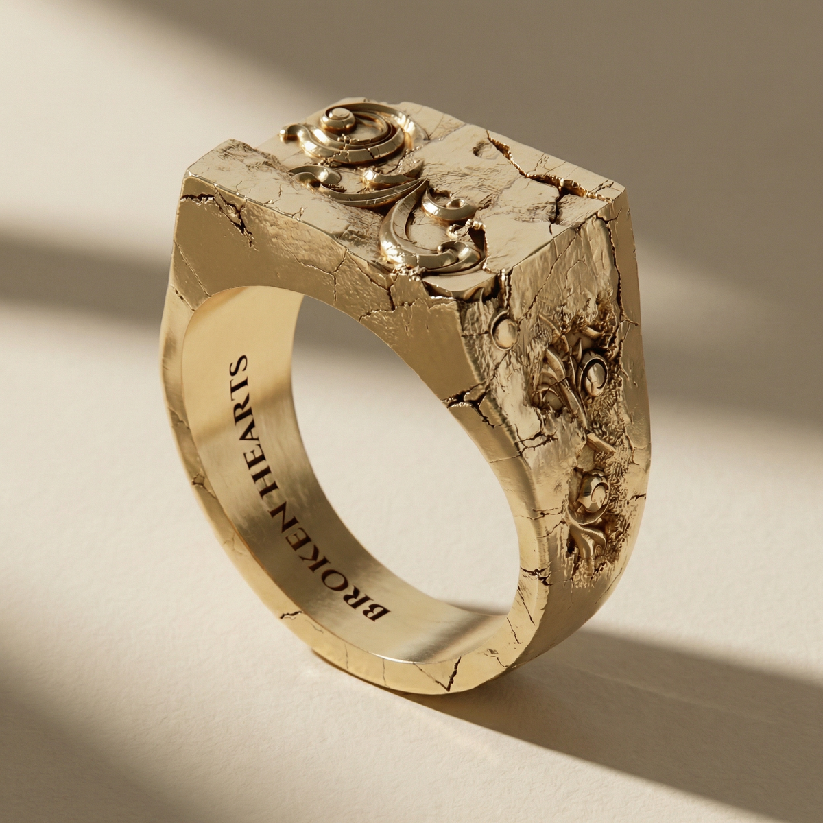 IMPRESSIO AUREUM ring, solid 18kt gold, handcrafted in Italy for you - Broken Hearts