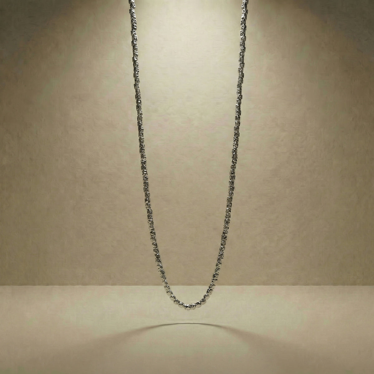 NODUS bracelet in volcanic-oxidized 925 silver, handcrafted in Italy for you - Broken Hearts