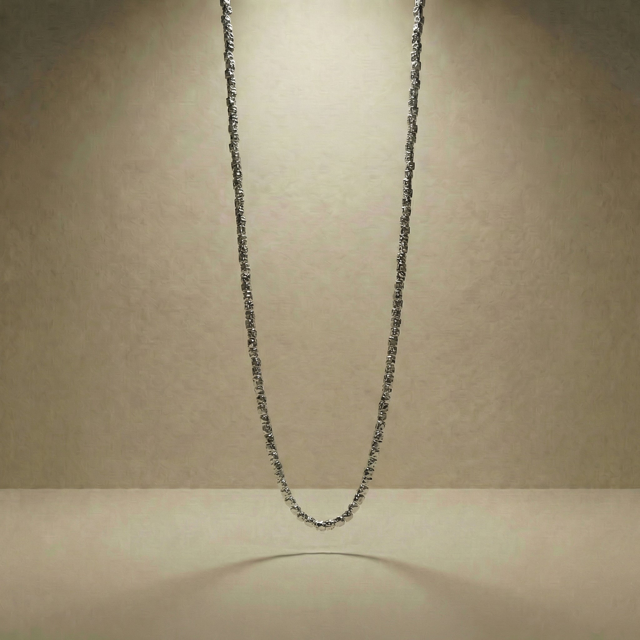 NODUS bracelet in volcanic-oxidized 925 silver, handcrafted in Italy for you - Broken Hearts