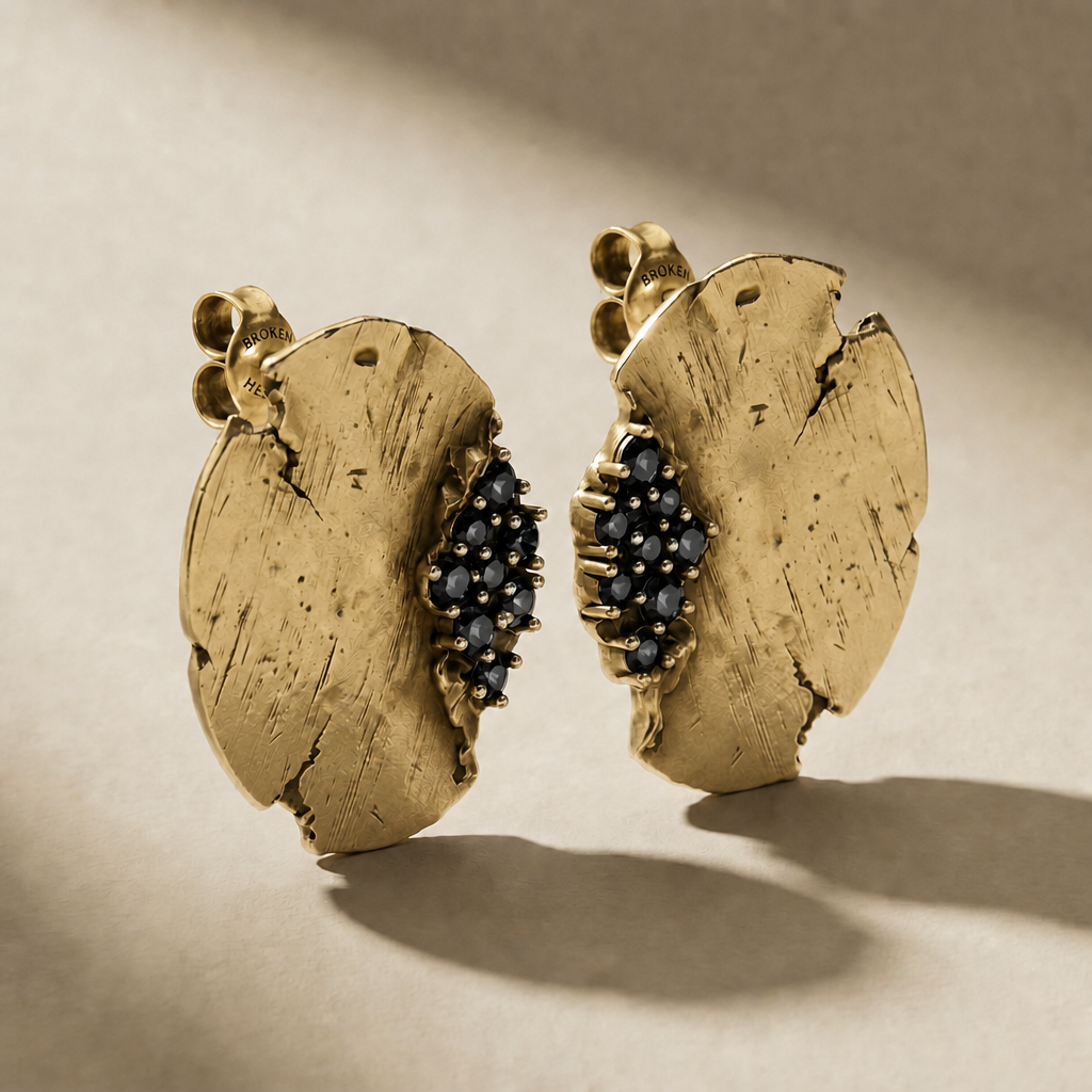 GOLDEN ORBITA NOX earrings in solid 14kt gold with black stones, handcrafted in Italy for you - Broken Hearts