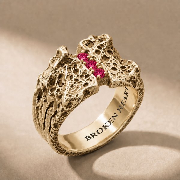 GOLDEN TERNUM SANGUINIS ring in solid 14kt gold with red stones, handcrafted in Italy for you - Broken Hearts
