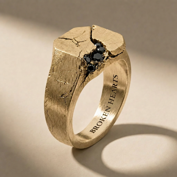 GOLDEN SCISSUM NOX ring in solid 14kt gold with black stones, handcrafted in Italy for you - Broken Hearts