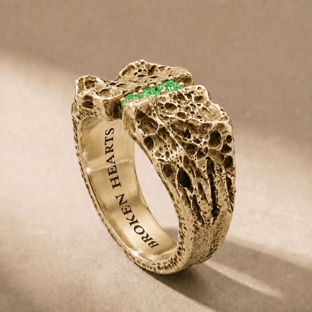 TERNUM AUREUM VIRIDIS ring in solid 18kt gold with green stones, handcrafted in Italy for you - Broken Hearts
