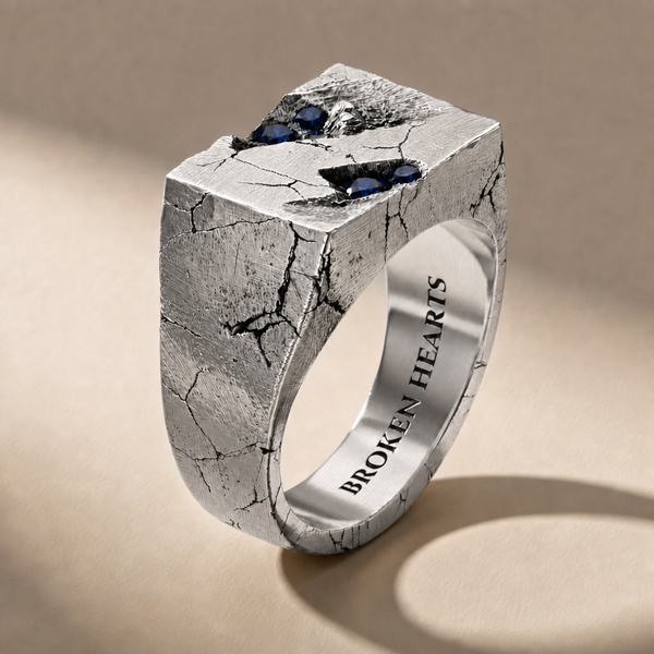 RELIC ABYSSUS ring in volcanic-oxidized 925 silver with blue stones, handcrafted in Italy for you - Broken Hearts