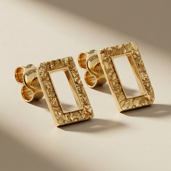 GOLDEN QUADRA stud earrings, 24kt gold-plated, handcrafted in Italy for you - Broken Hearts