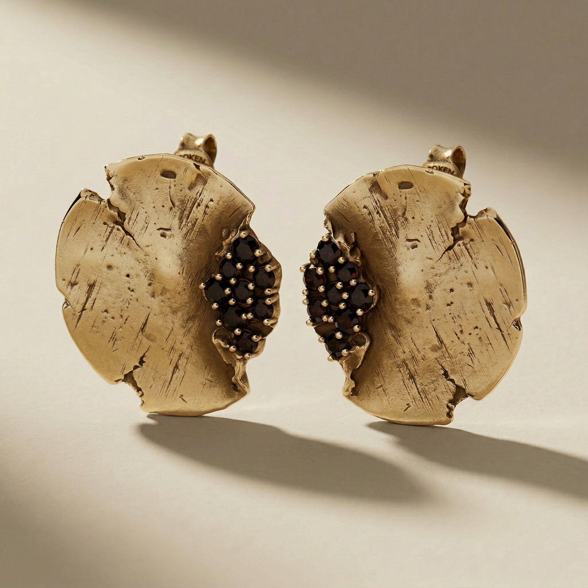GOLDEN ORBITA earrings, 24kt gold-plated, handcrafted in Italy for you - Broken Hearts