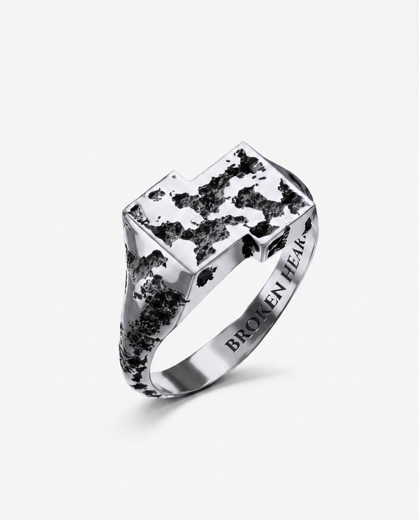 TACTUM - anello signet in argento 925 ossidato, Broken Hearts